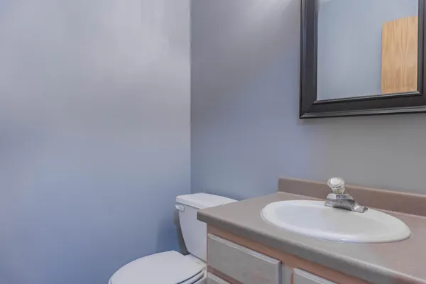 $1,995 | 1118 Larkspur Lane, Waconia, MN 55387