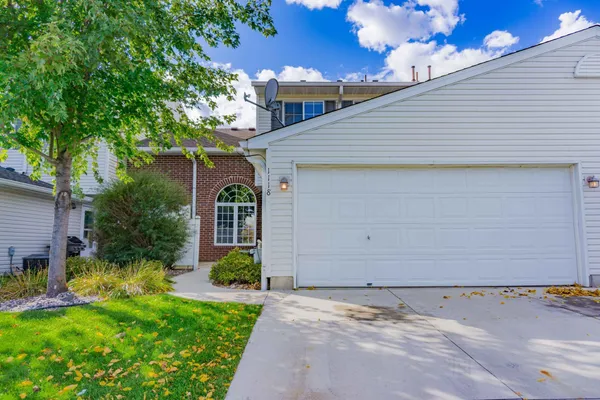$1,995 | 1118 Larkspur Lane, Waconia, MN 55387