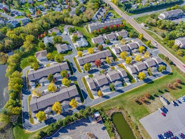 $1,995 | 1118 Larkspur Lane, Waconia, MN 55387