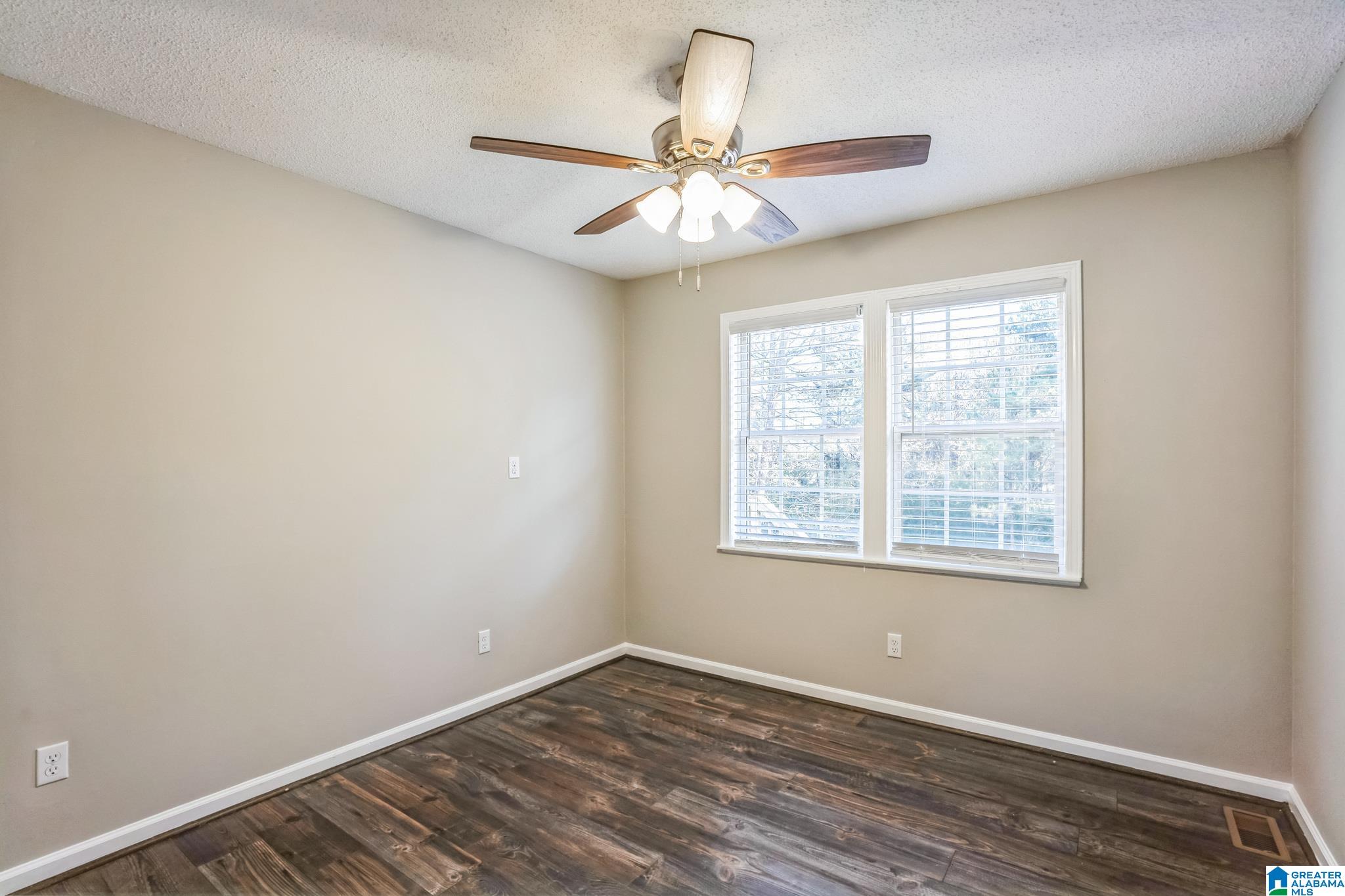 228 South Hillcrest Road Odenville, AL 35120 - Photo 15 of 30