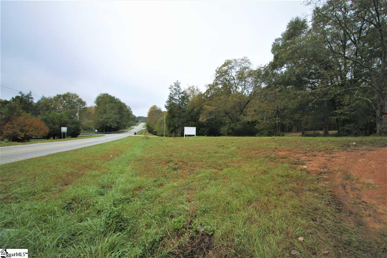 2910 Anderson Road Greenville, SC 29611 - Photo 9 of 26 Gallery Image 9