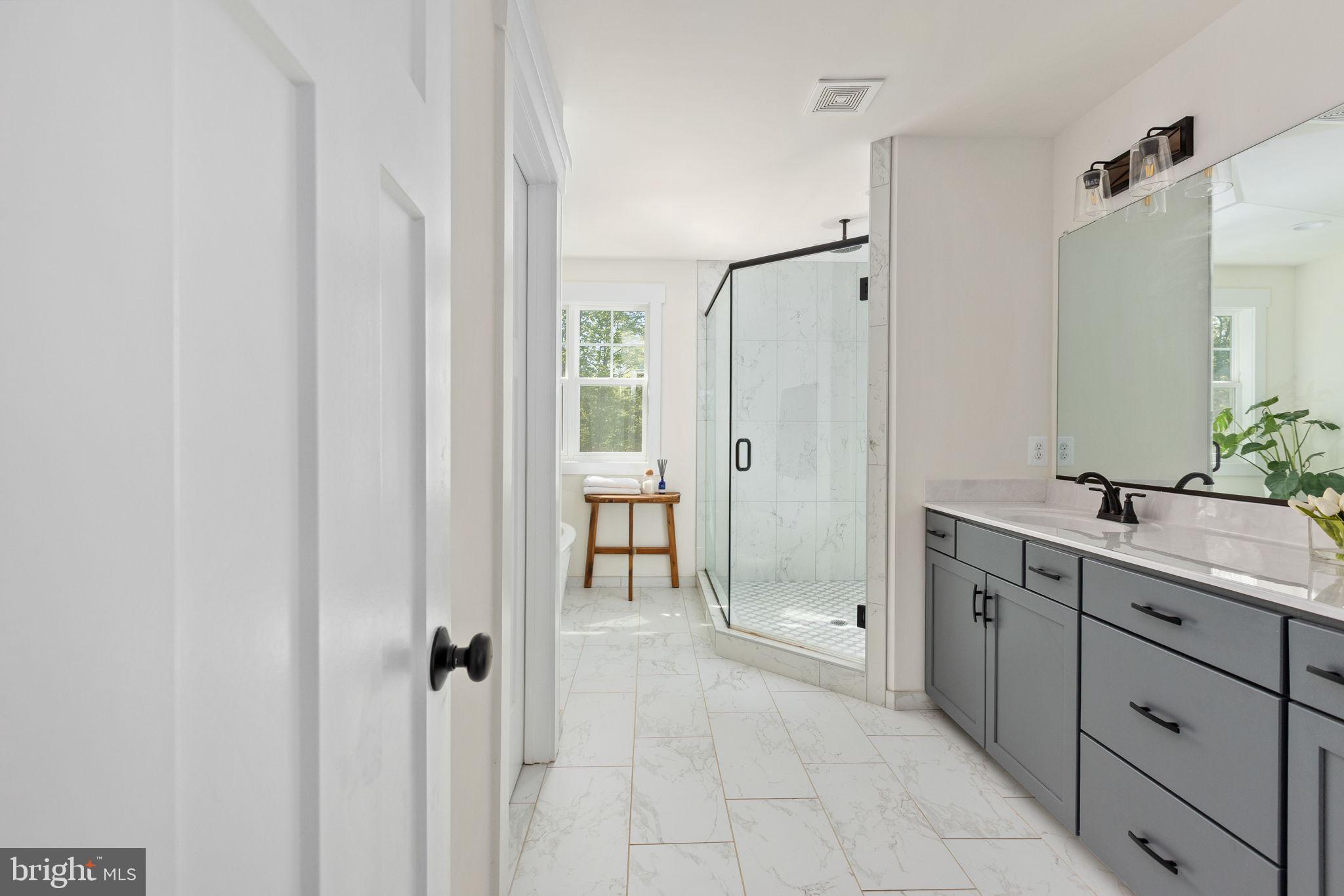 52 Acorn Ridge Court Fredericksburg, VA 22406 - Photo 52 of 101 Walk In Shower