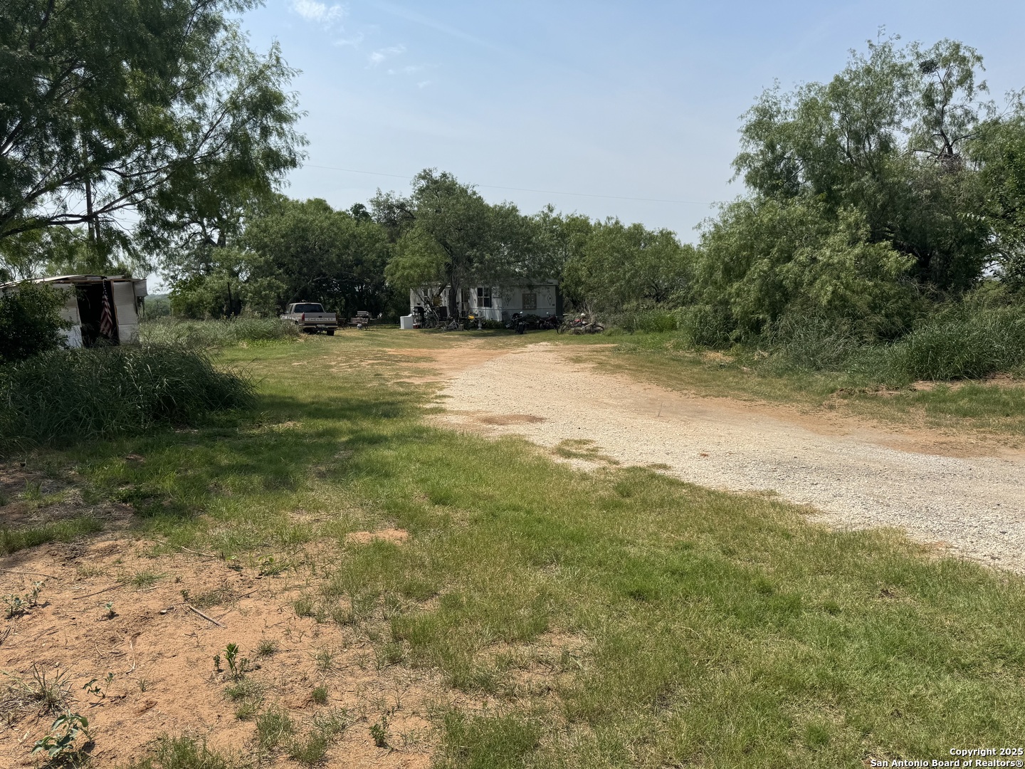 7084 Richter Road Elmendorf, TX 78112 - Photo 3 of 59