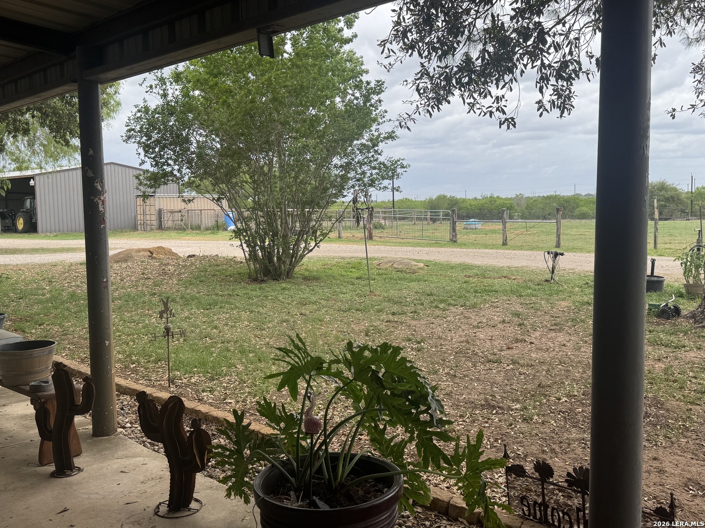 7084 Richter Road Elmendorf, TX 78112 - Photo 4 of 59