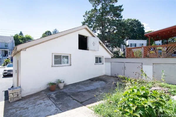 $3,850 | 16 Storm Street, Unit 2, Tarrytown, NY 10591