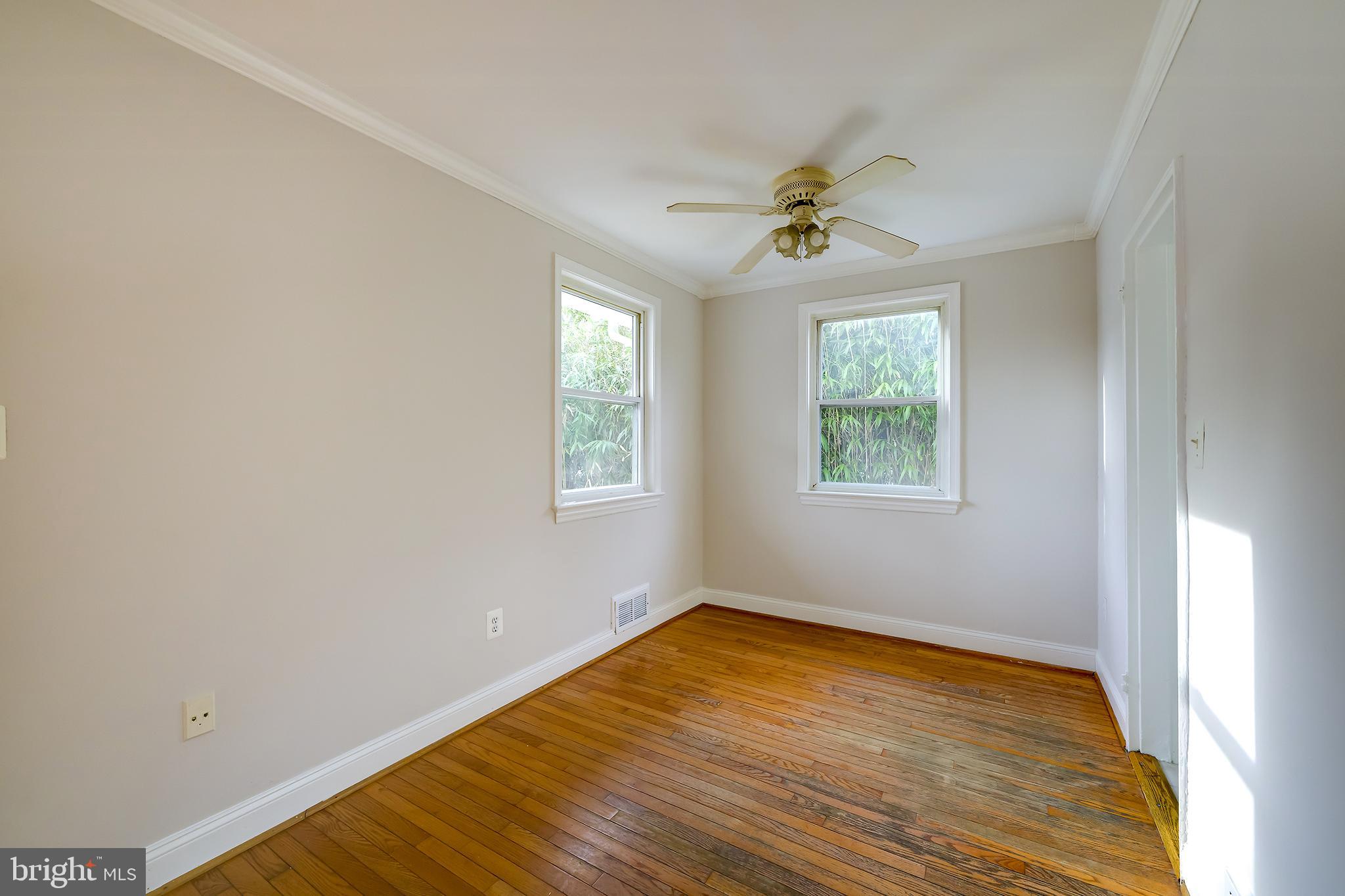 10022 Brunett Avenue Silver Spring, MD 20901 - Photo 23 of 40