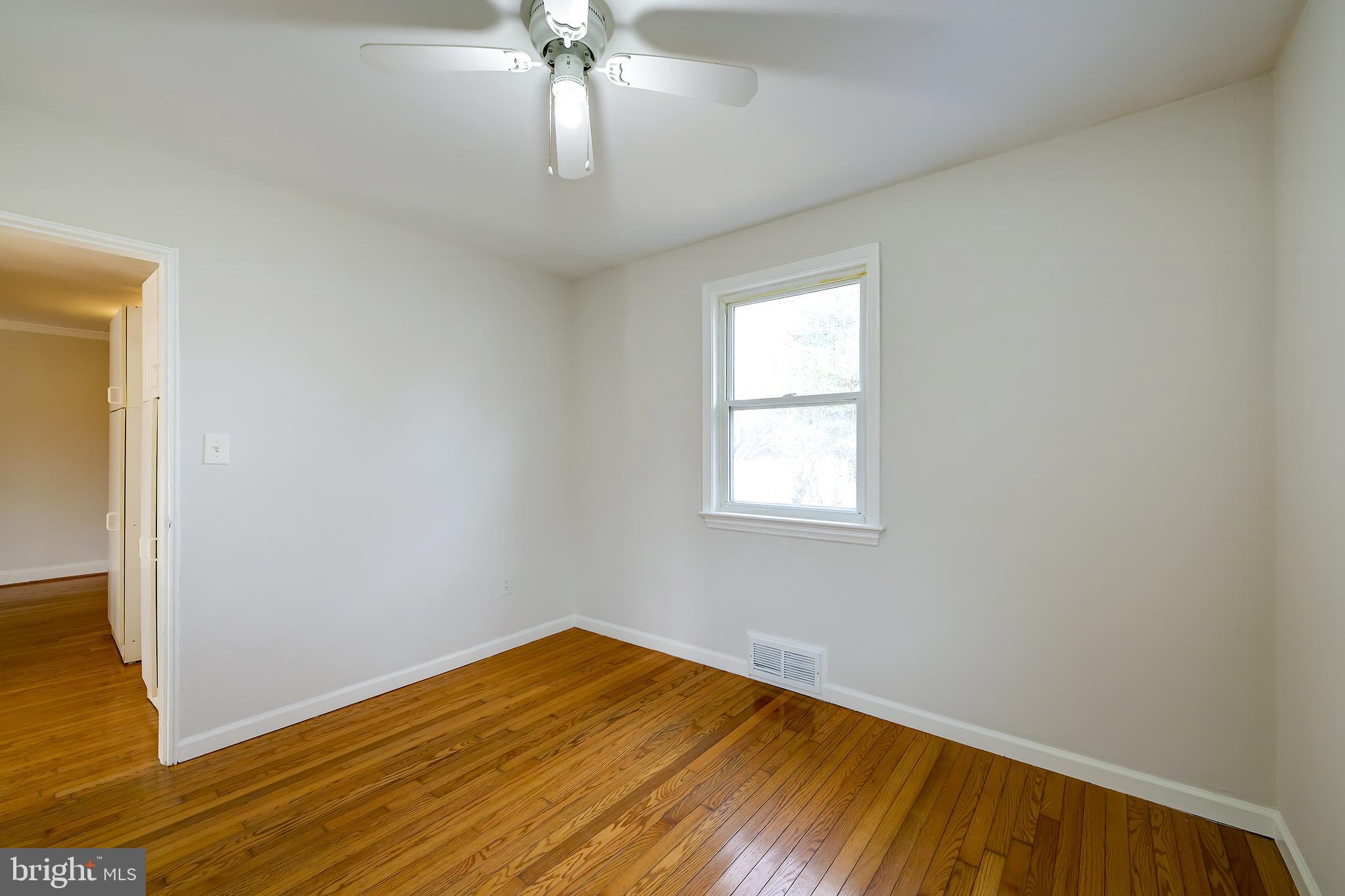 10022 Brunett Avenue Silver Spring, MD 20901 - Photo 36 of 40