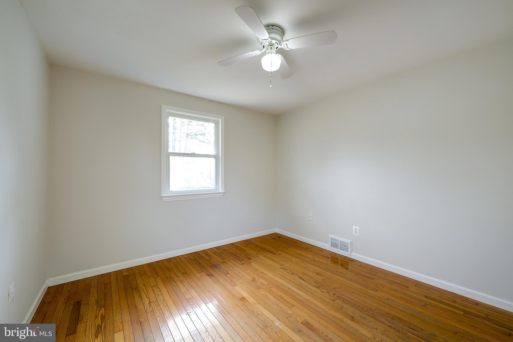 10022 Brunett Avenue Silver Spring, MD 20901 - Photo 39 of 40