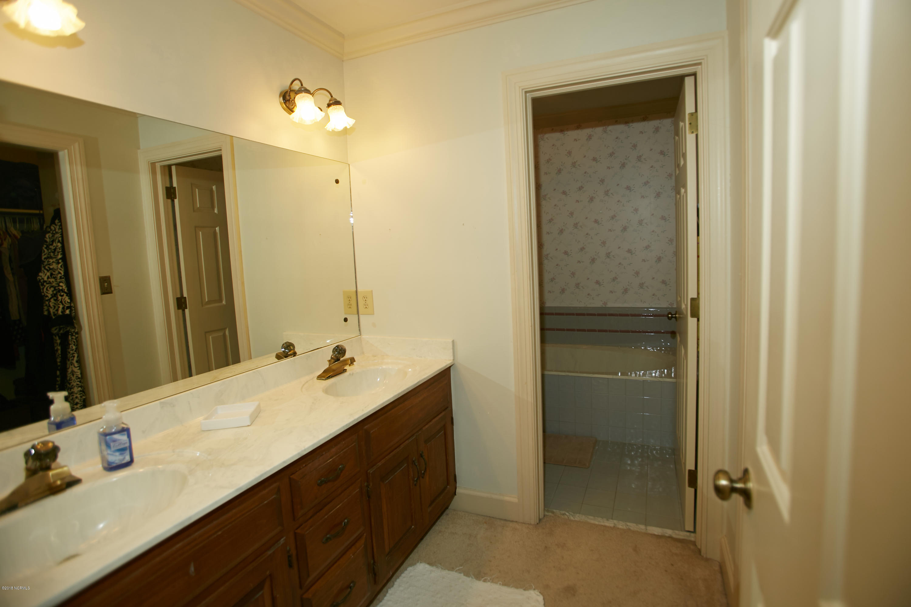 1407 Waverly Road Northwest Wilson, NC 27896 - Photo 12 of 27 12 Master Bathroom