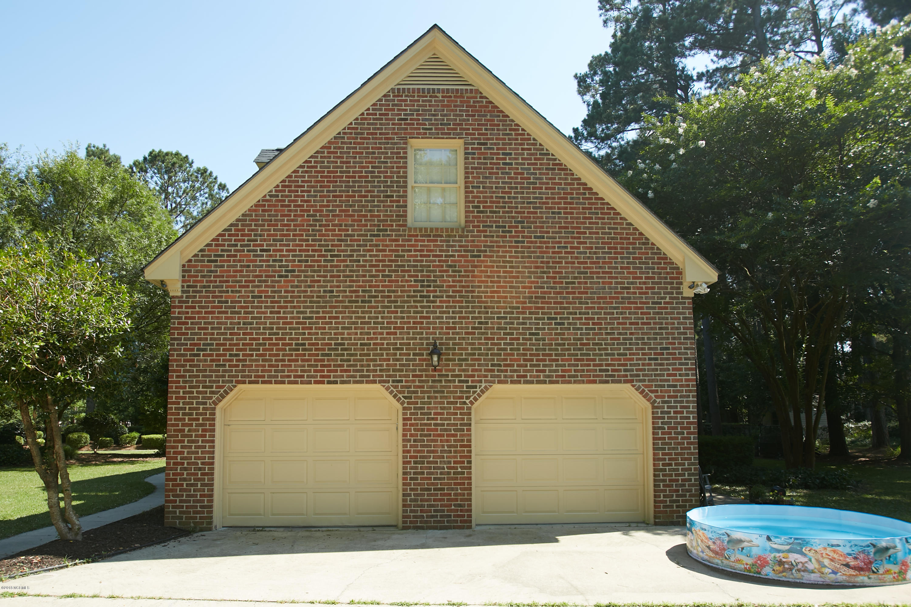 1407 Waverly Road Northwest Wilson, NC 27896 - Photo 22 of 27 22 Double Garage