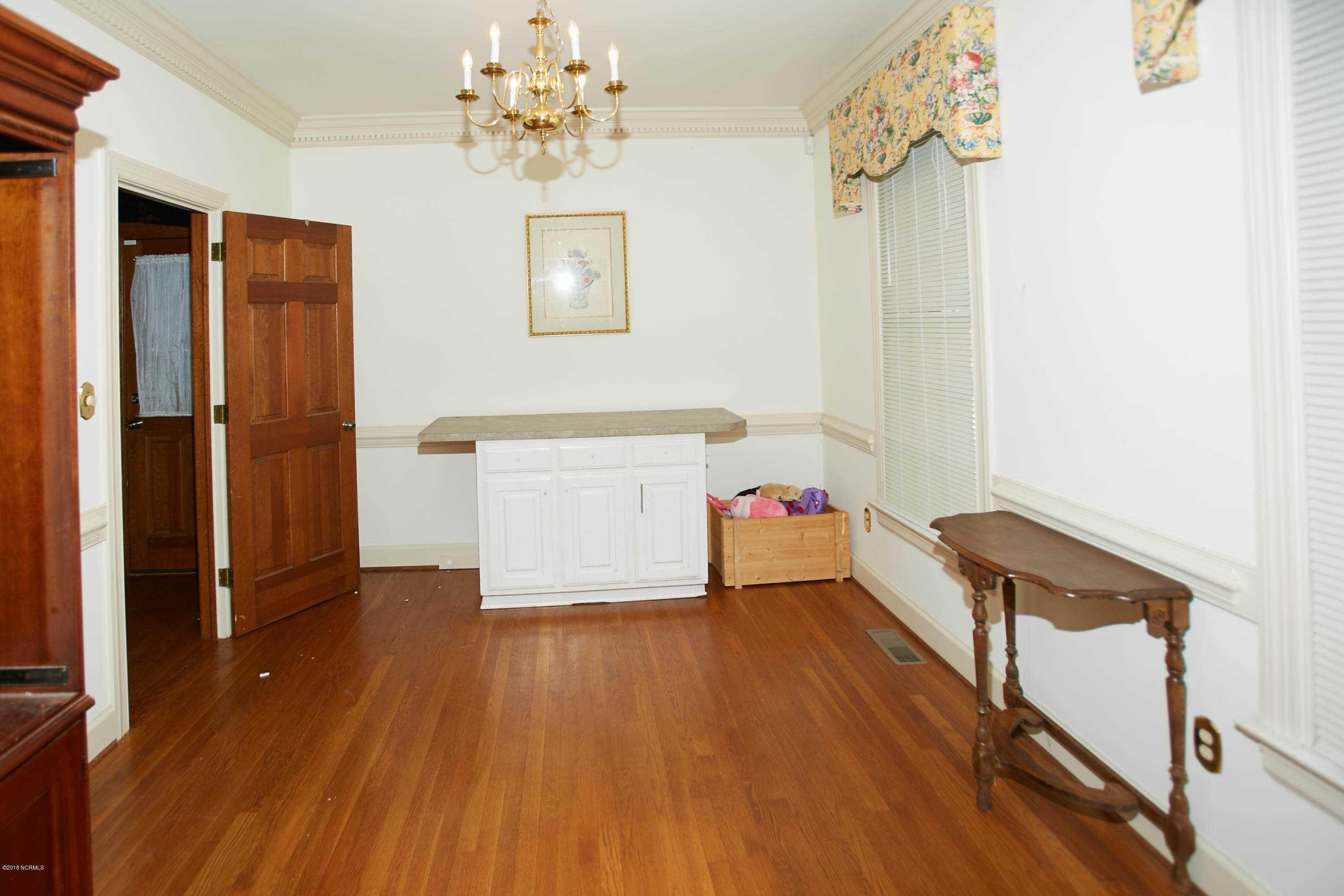 1407 Waverly Road Northwest Wilson, NC 27896 - Photo 4 of 27 3 Dining