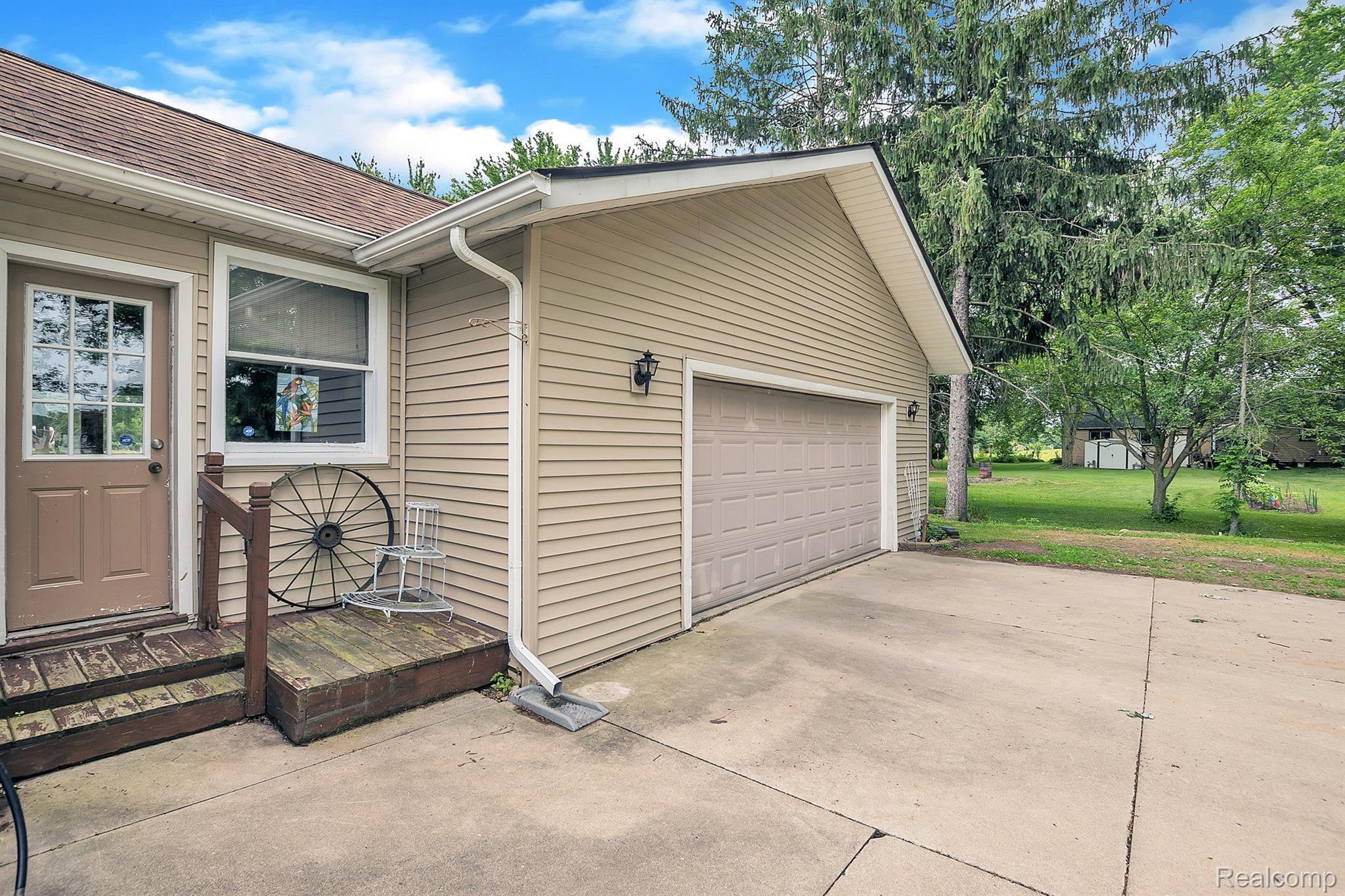 41253 Wear Road New Boston, MI 48164 - Photo 31 of 35 Gallery Image 31