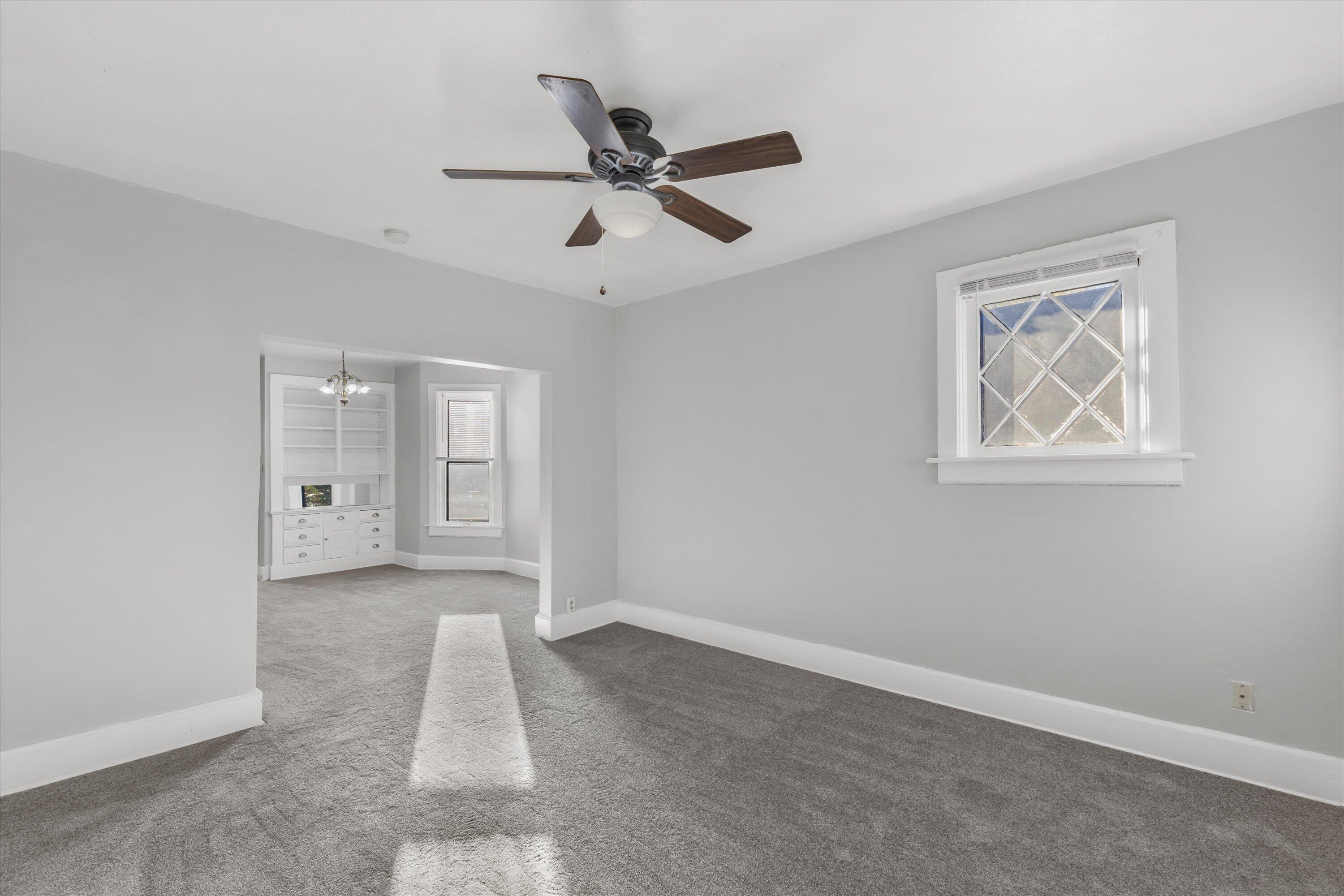 1222 North 26th Street, Unit 1224 Milwaukee, WI 53205 - Photo 22 of 44 Living Room Upper Unit