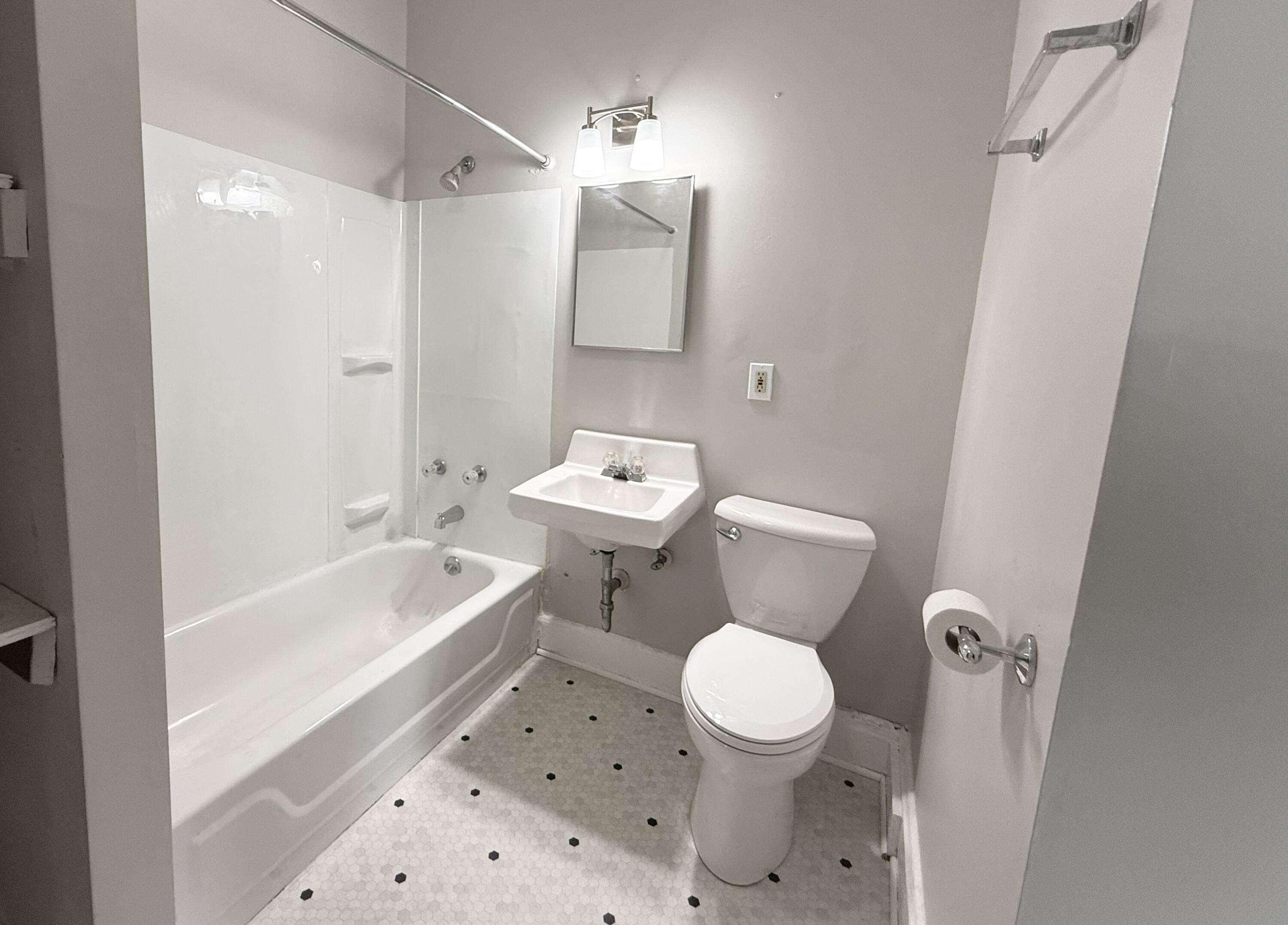 1222 North 26th Street, Unit 1224 Milwaukee, WI 53205 - Photo 31 of 44 Bathroom Upper Unit