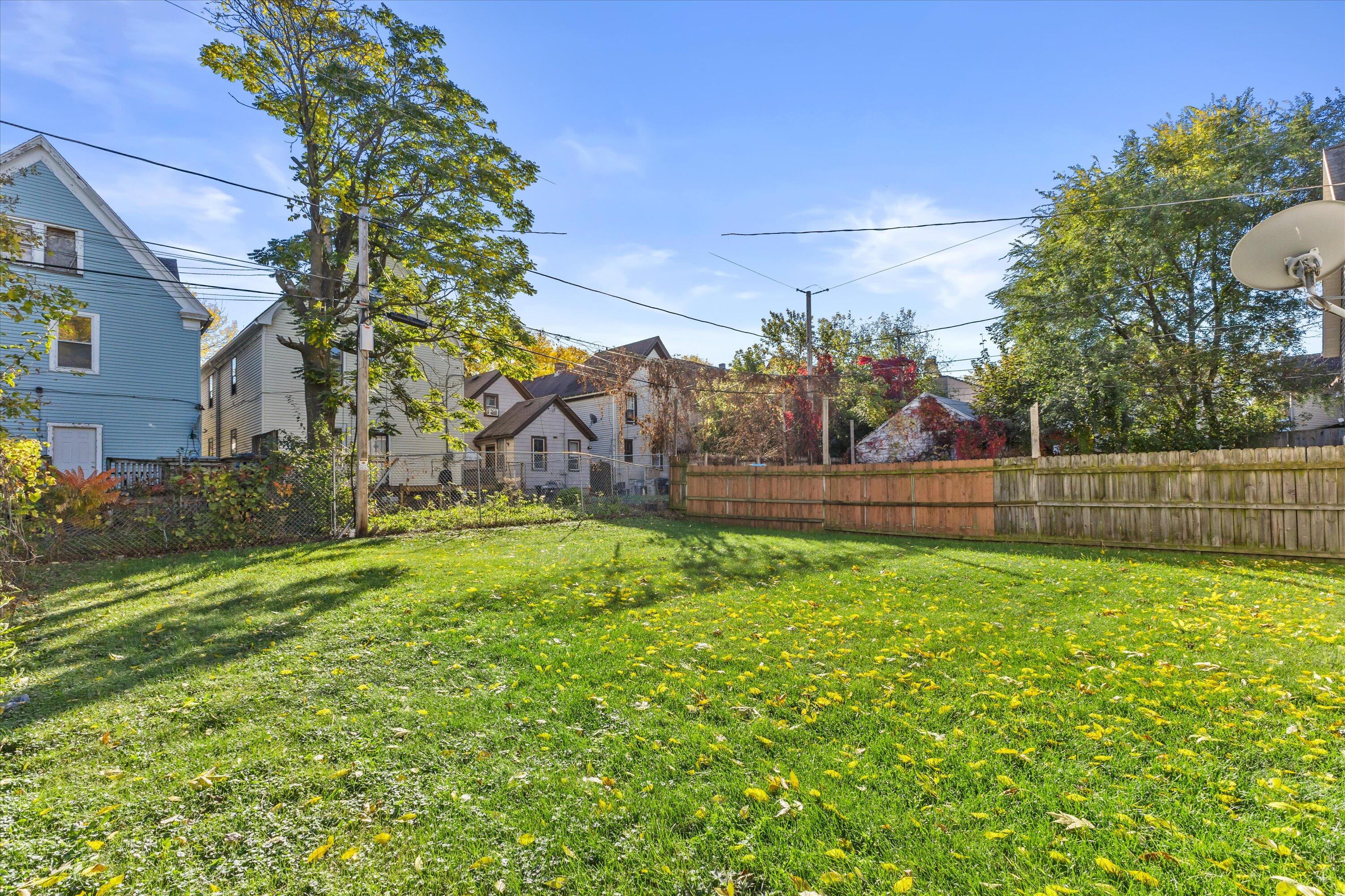 1222 North 26th Street, Unit 1224 Milwaukee, WI 53205 - Photo 42 of 44 Backyard