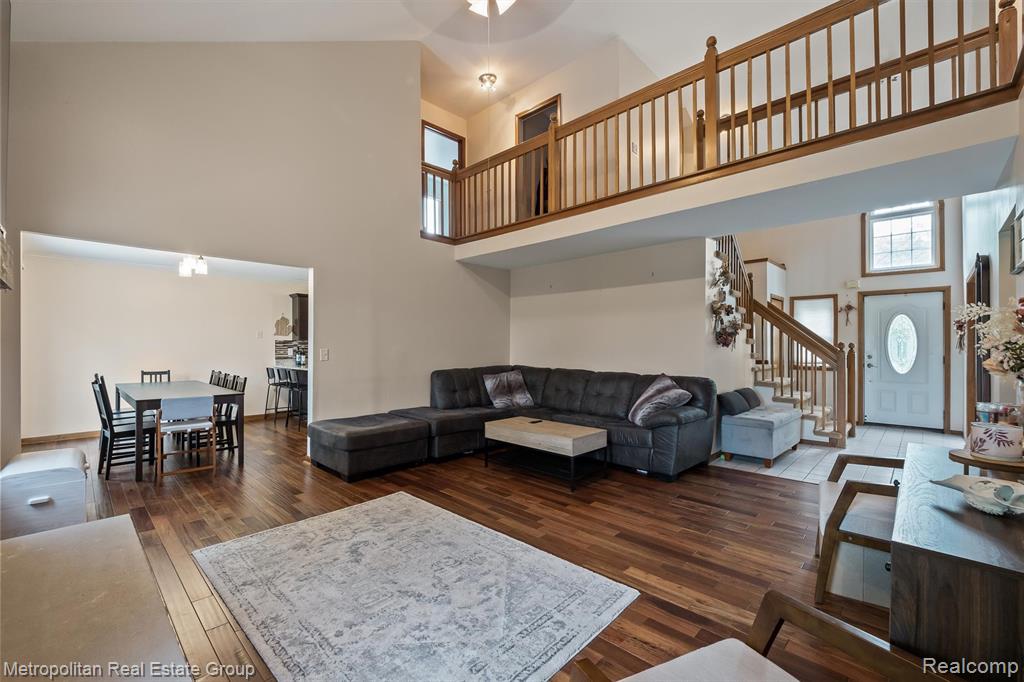 28315 Gold Chesterfield, MI 48047 - Photo 11 of 39