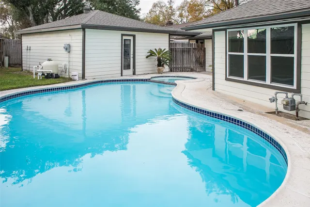 $449,500 | 12523 Shepherds Ridge Drive, Houston, TX 77077