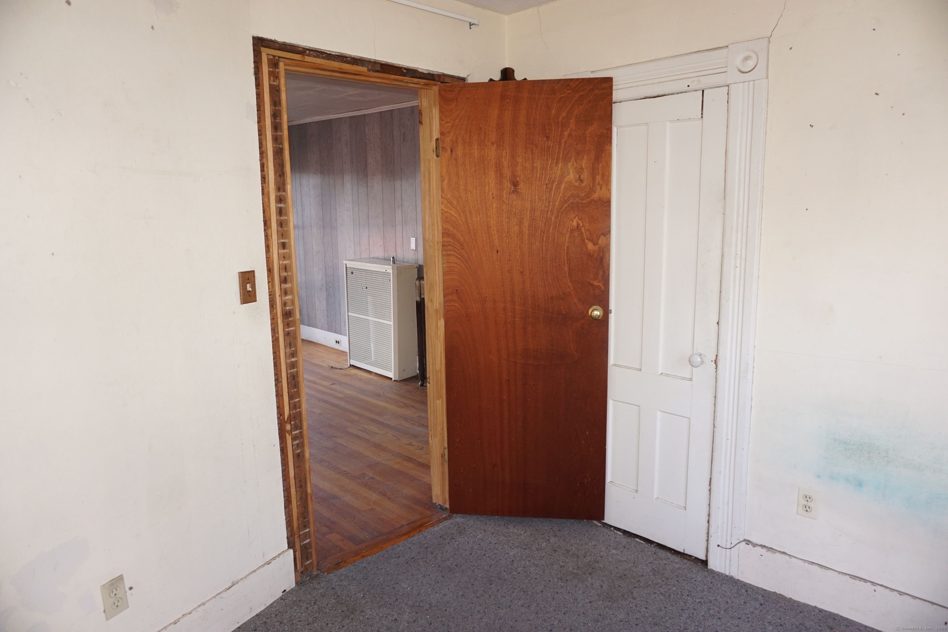 327 Orange Street Springfield, MA 01108 - Photo 13 of 32 a view of a hallway