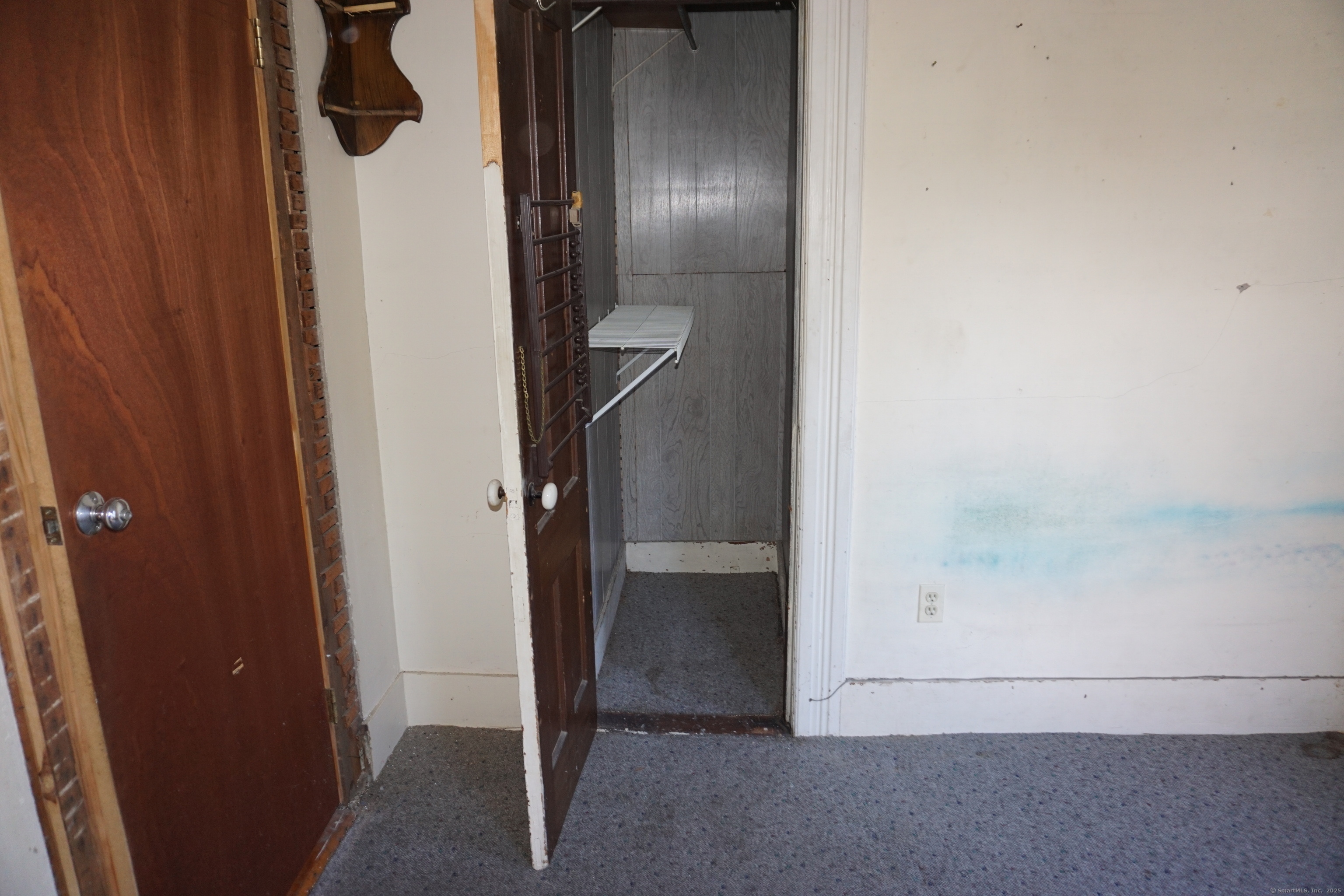 327 Orange Street Springfield, MA 01108 - Photo 14 of 32 wooden floor in an empty room