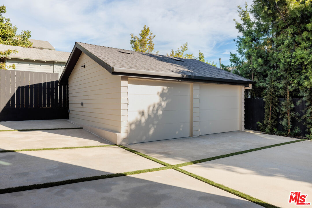 1016 Manzanita Street Los Angeles, CA 90029 - Photo 21 of 35