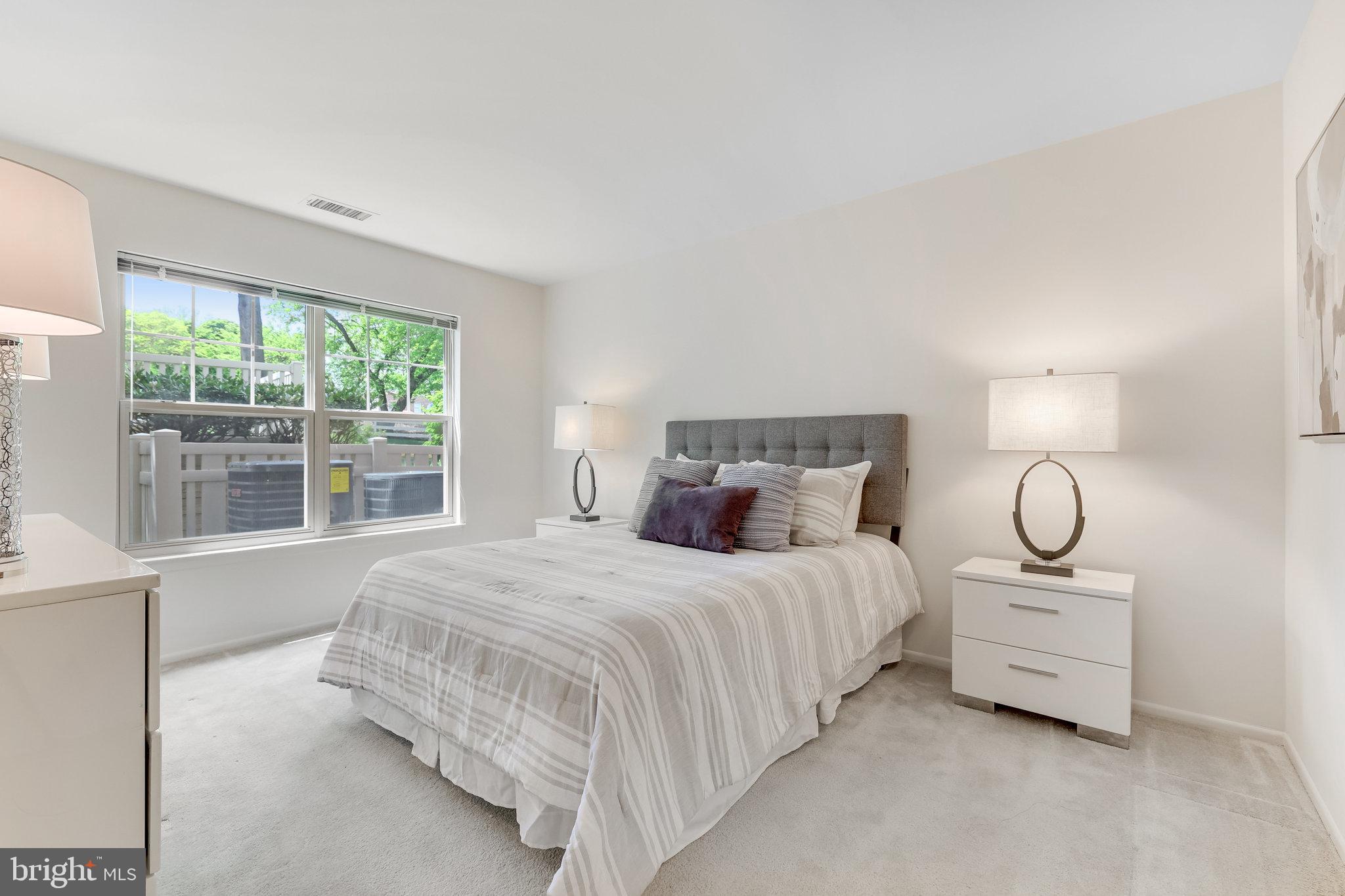 11655 Chesterfield Court Reston, VA 20190 - Photo 13 of 41 Gallery Image 13