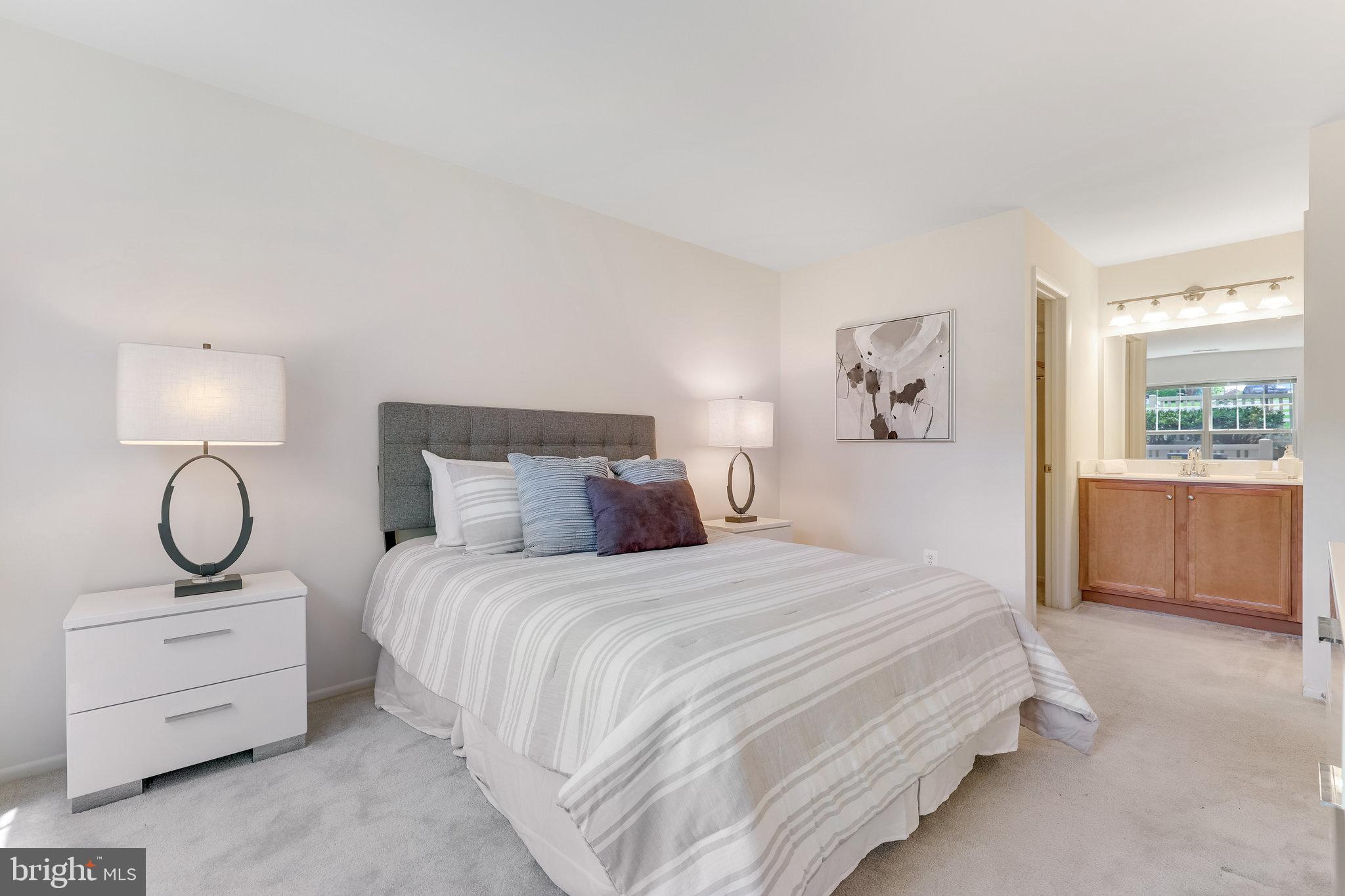 11655 Chesterfield Court Reston, VA 20190 - Photo 14 of 41 Gallery Image 14