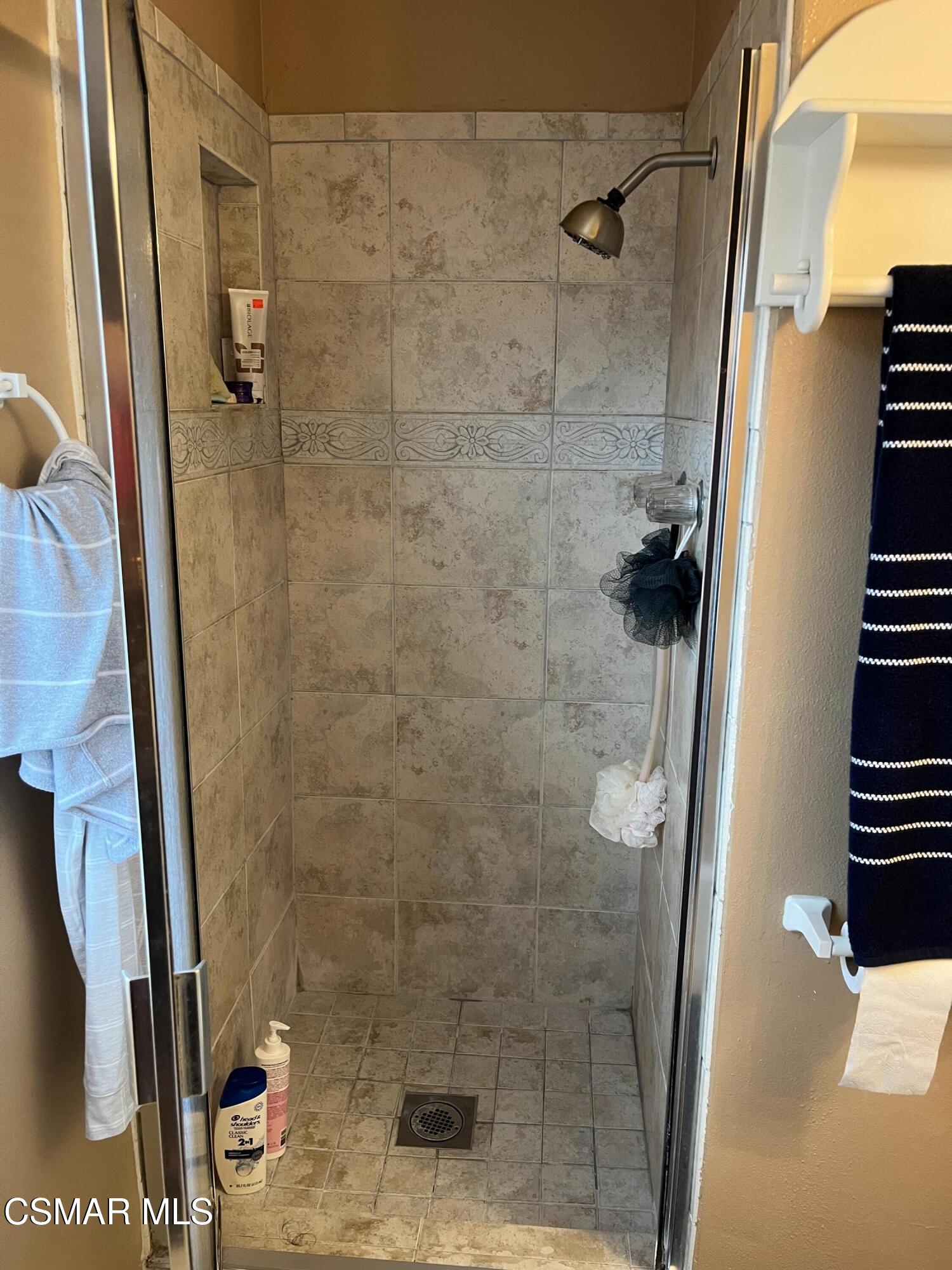 2161 Lysander Avenue Simi Valley, CA 93065 - Photo 31 of 44 IMG_8817