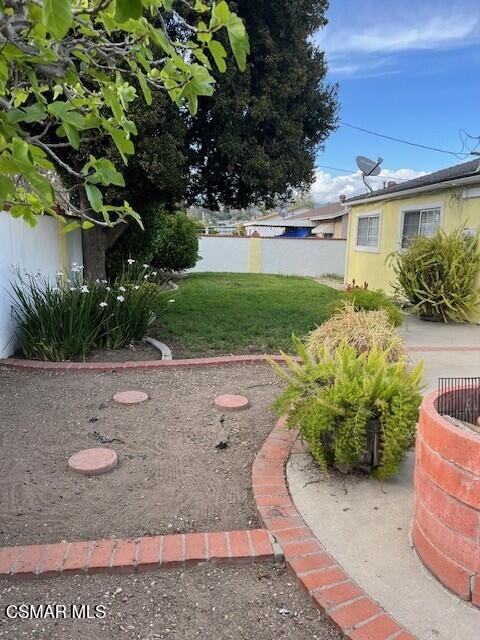 2161 Lysander Avenue Simi Valley, CA 93065 - Photo 43 of 44 4