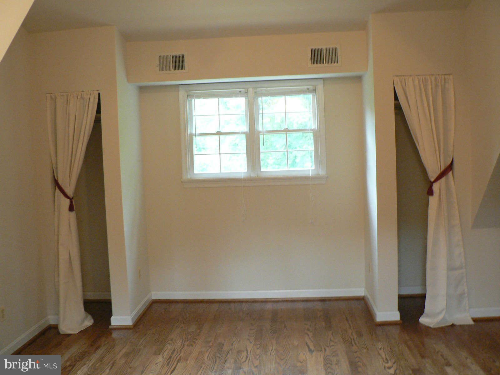 17608 Longdraft Road Gaithersburg, MD 20878 - Photo 15 of 30 Bedroom (Master)