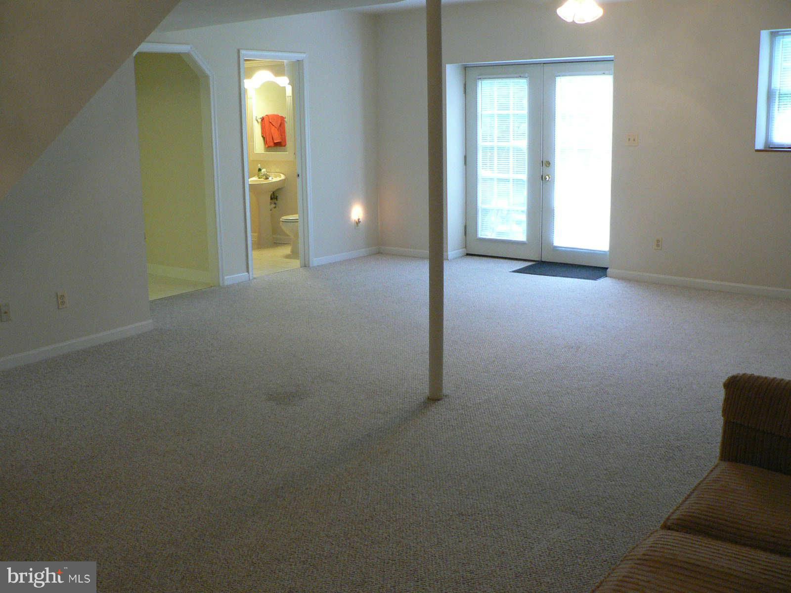 17608 Longdraft Road Gaithersburg, MD 20878 - Photo 22 of 30 Interior (General)