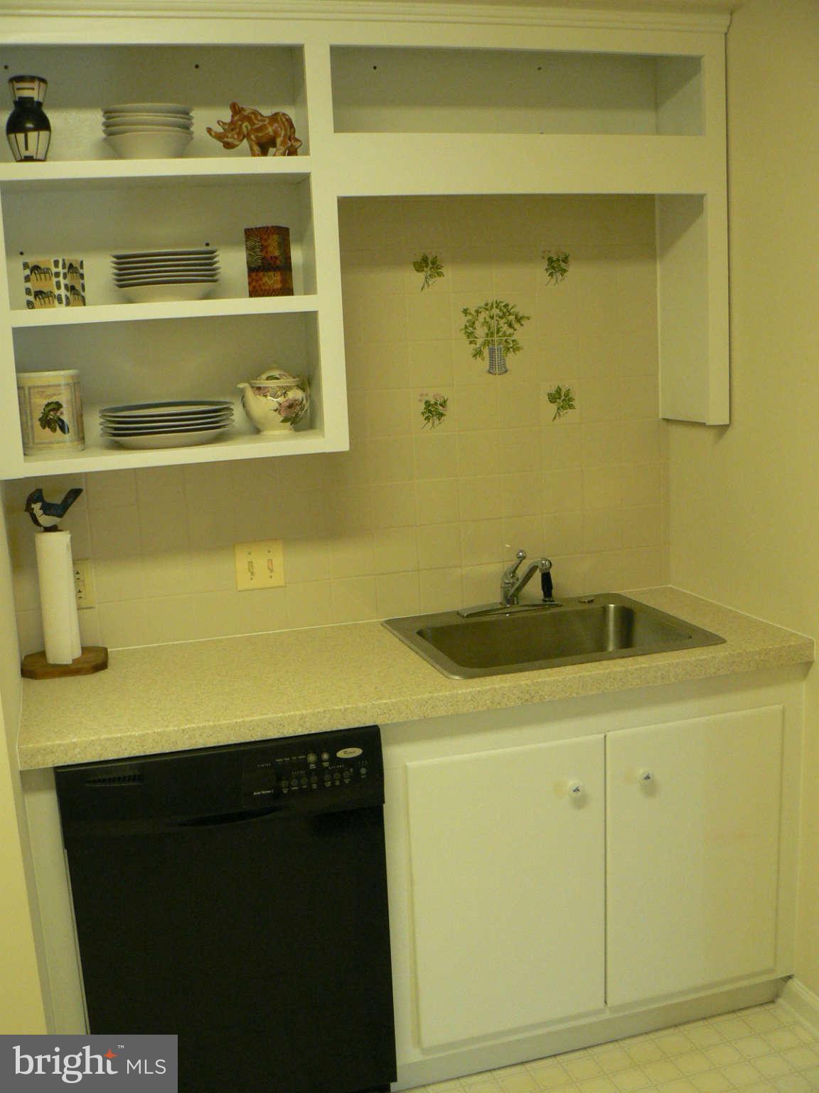 17608 Longdraft Road Gaithersburg, MD 20878 - Photo 24 of 30 Kitchen