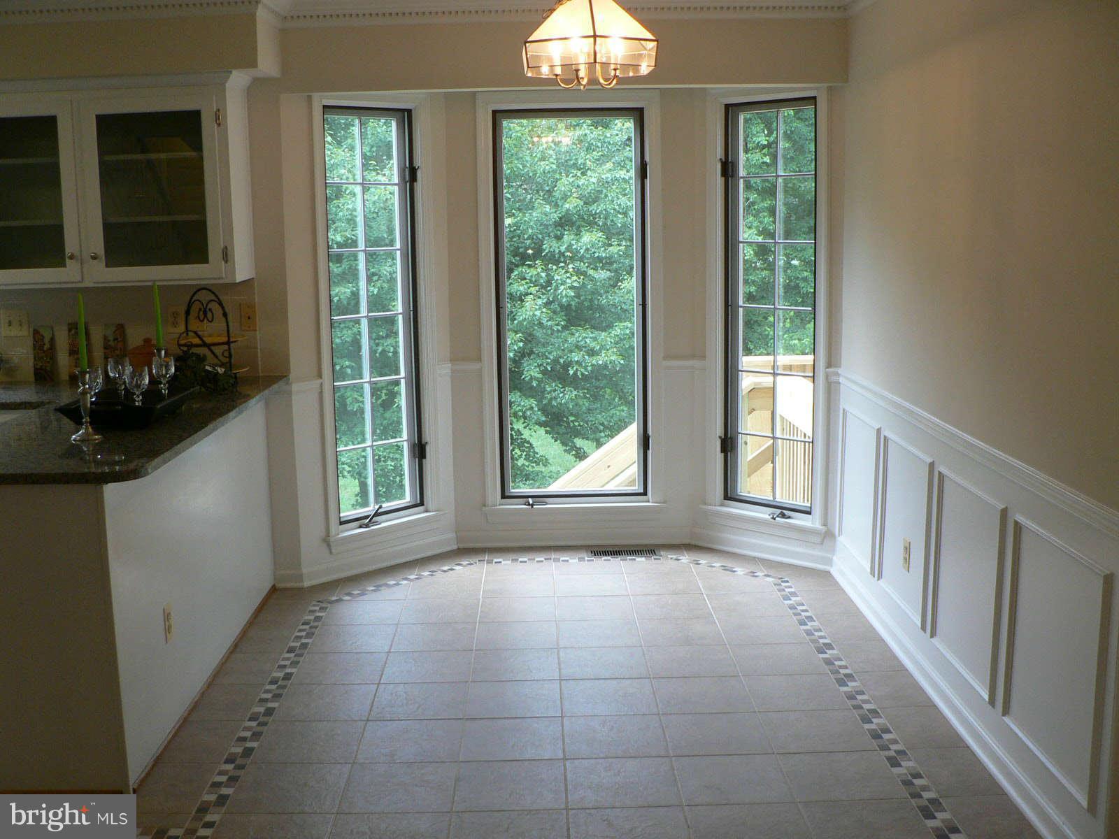 17608 Longdraft Road Gaithersburg, MD 20878 - Photo 6 of 30 Kitchen