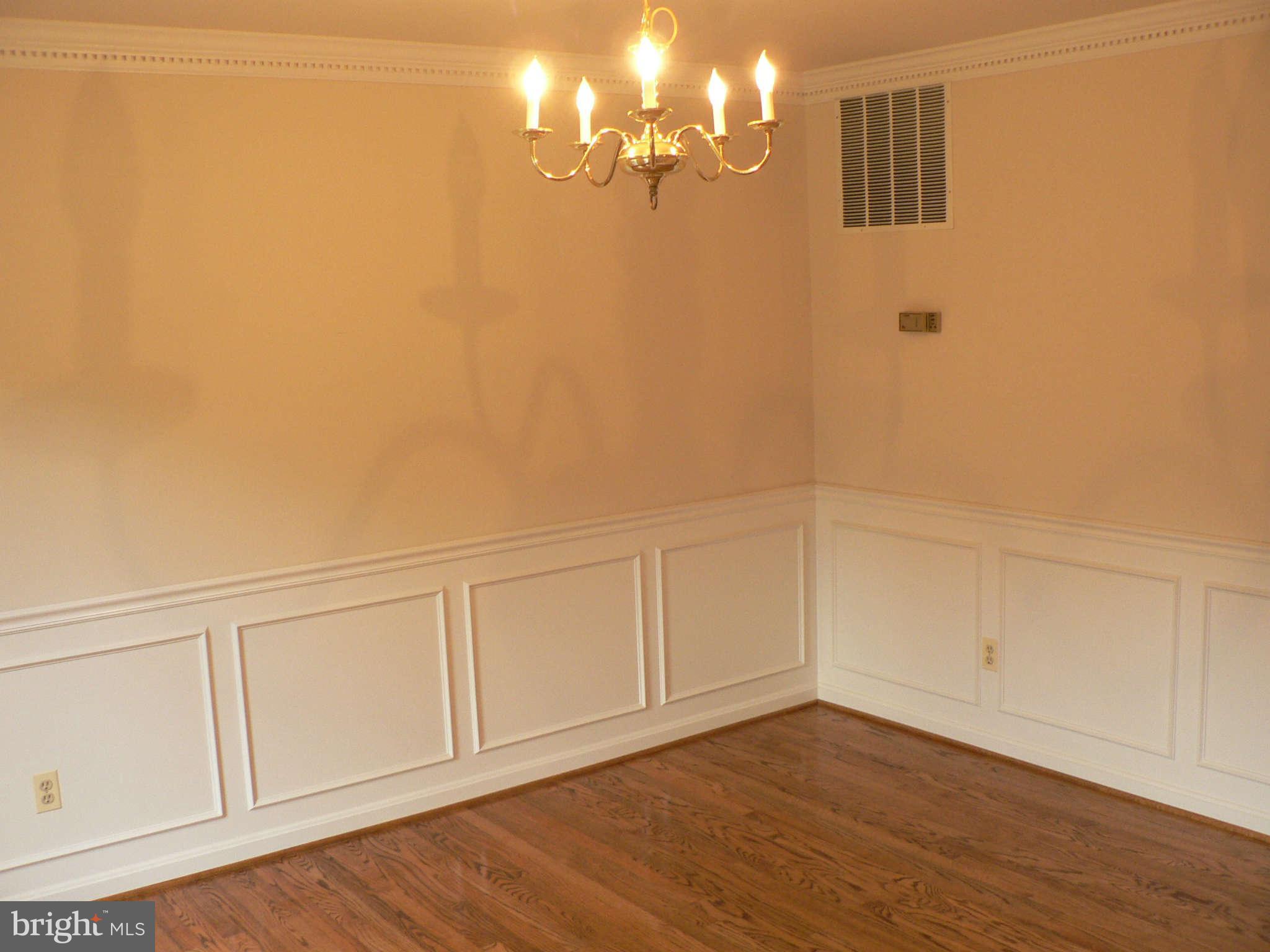 17608 Longdraft Road Gaithersburg, MD 20878 - Photo 7 of 30 Dining Room