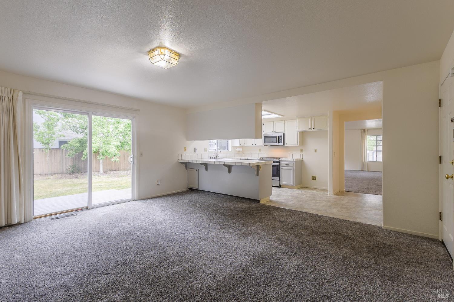 1195 Exeter Drive Santa Rosa, CA 95401 - Photo 8 of 30