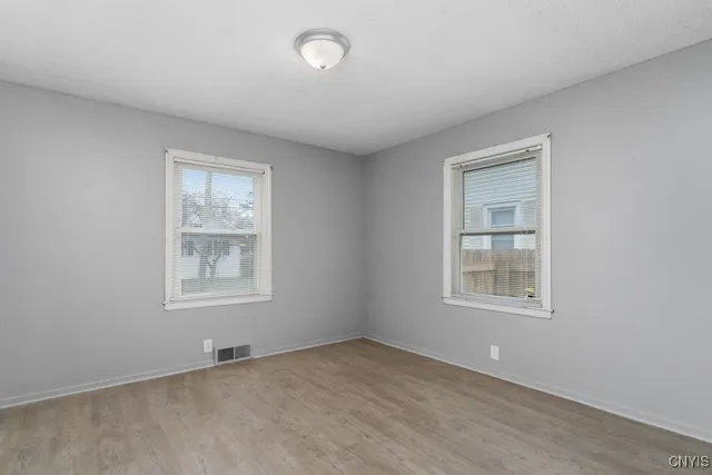 $174,900 | 20 Gardner Street, Whitestown, NY 13492