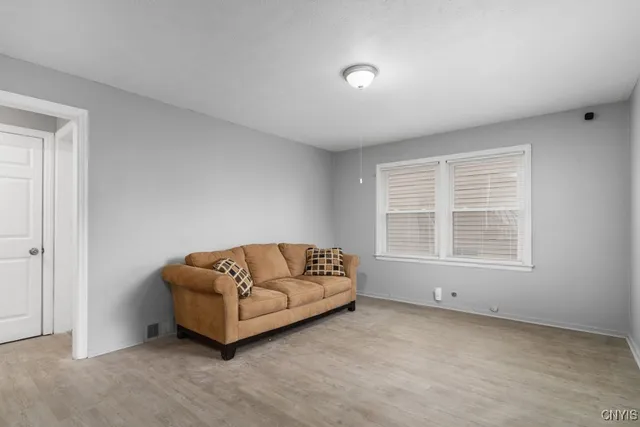 $174,900 | 20 Gardner Street, Whitestown, NY 13492