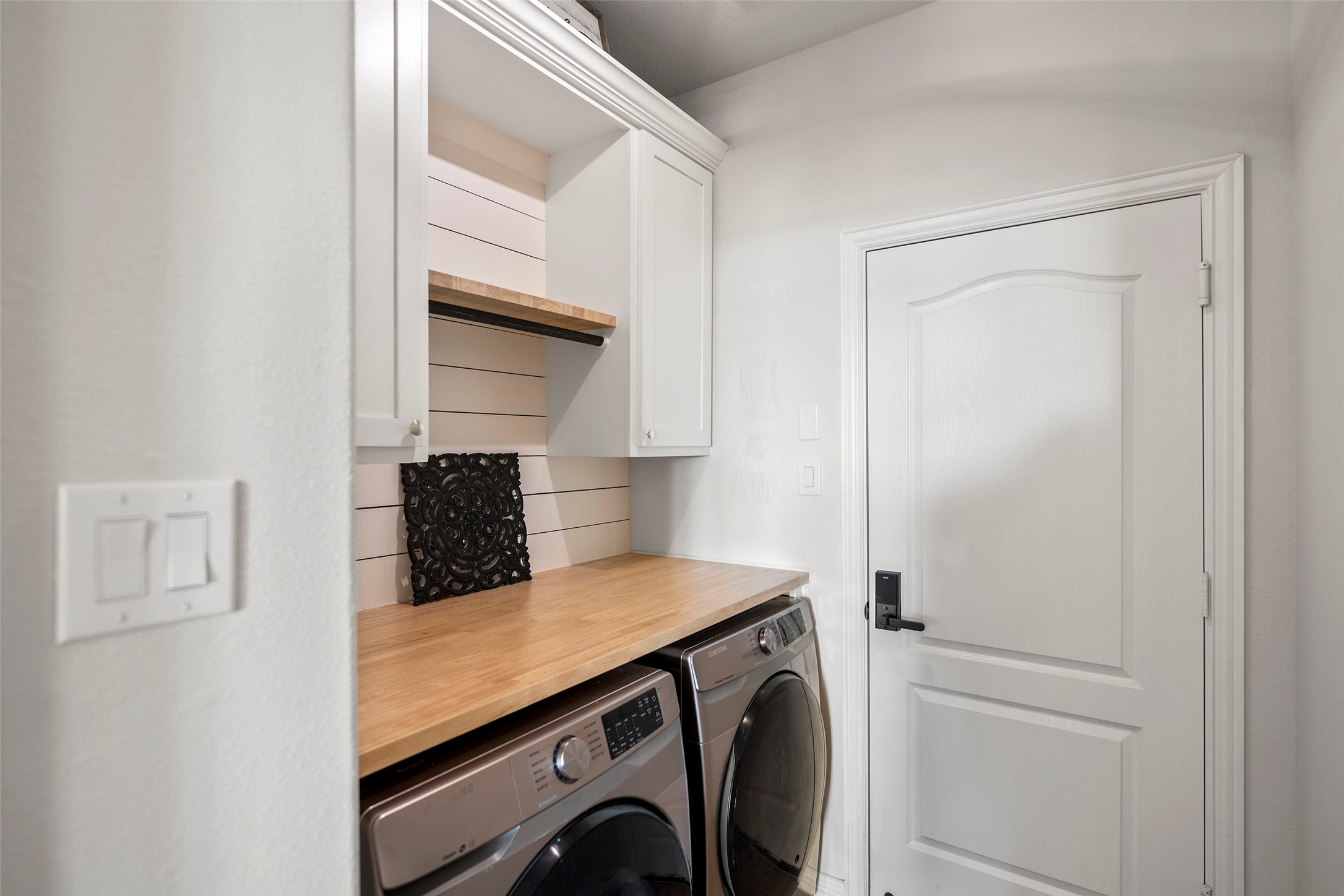 427 Shoreview Drive Conroe, TX 77303 - Photo 17 of 48 Even The Utility Room Is Stunning