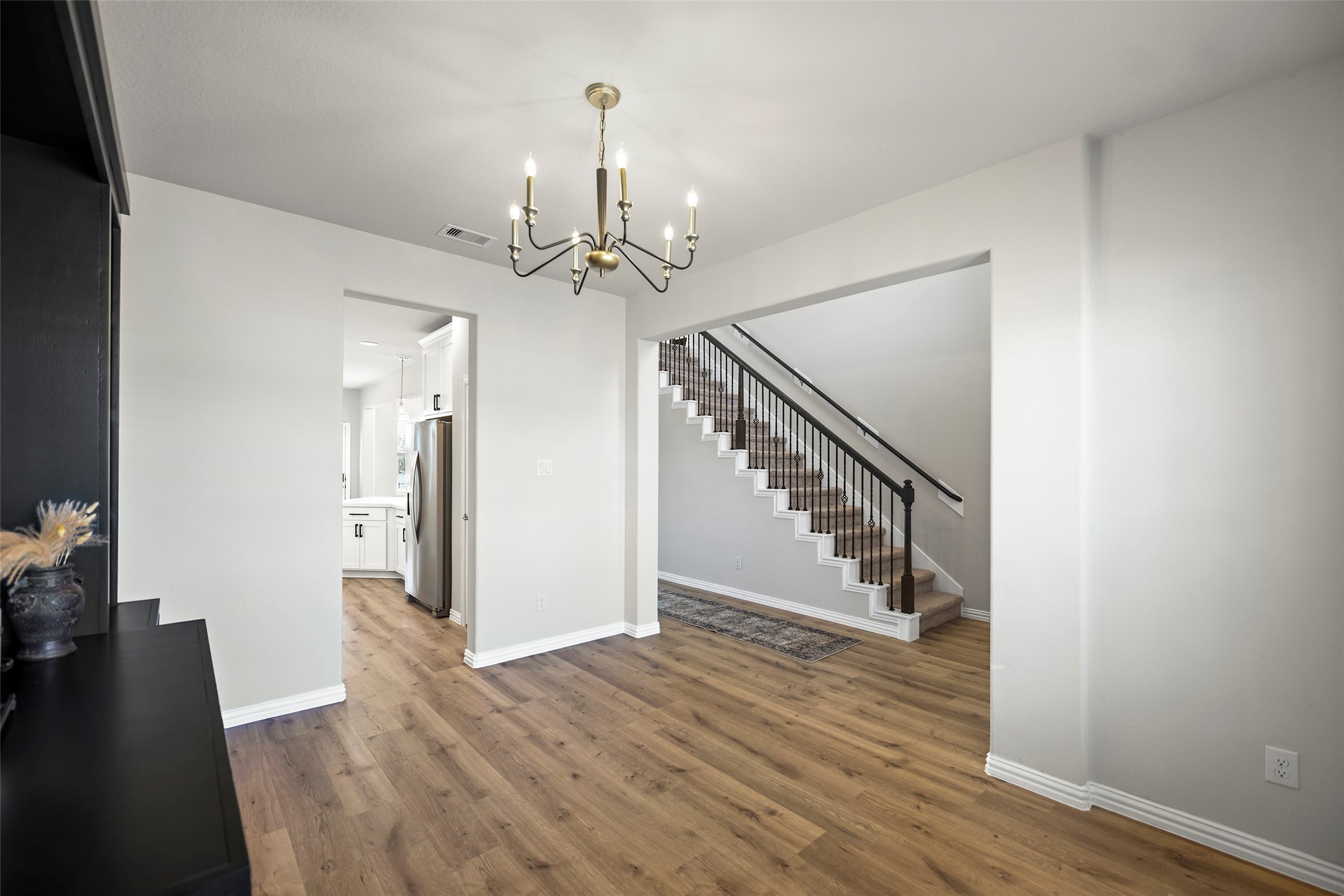 427 Shoreview Drive Conroe, TX 77303 - Photo 7 of 48 Flex Room/Dining Room/Study Off Entry