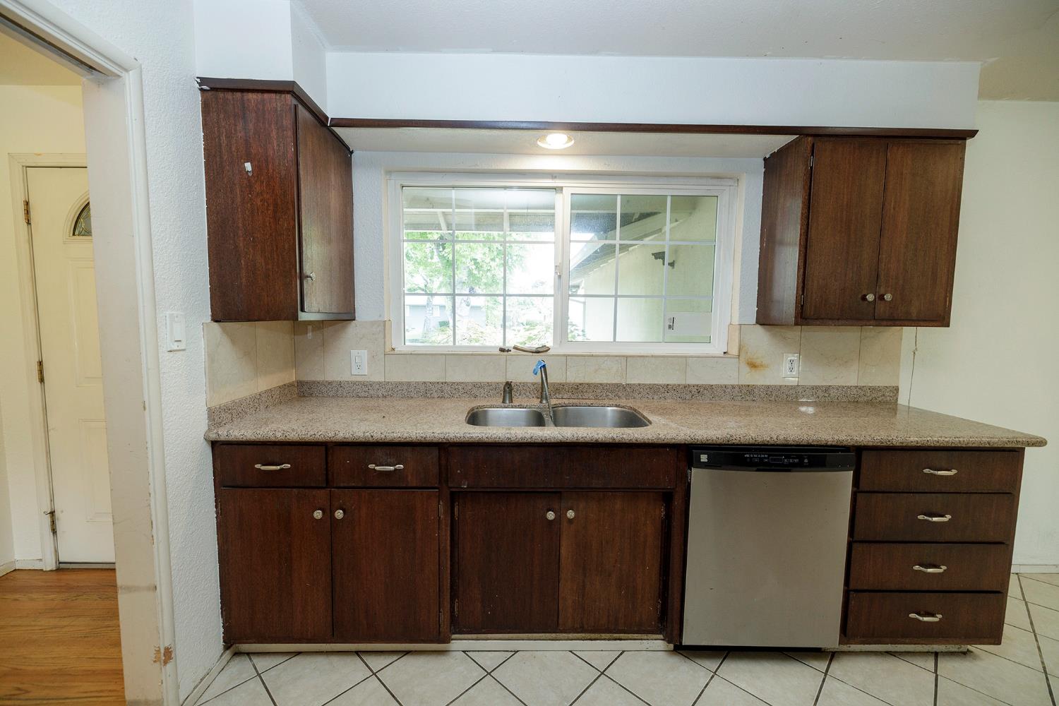 2754 West Swain Road Stockton, CA 95207 - Photo 21 of 56
