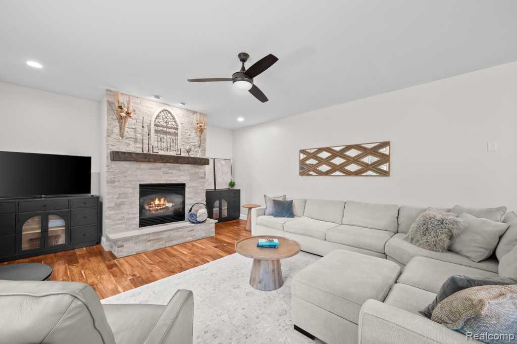 10568 Garr Road Berrien Springs, MI 49103 - Photo 7 of 43 Gallery Image 7