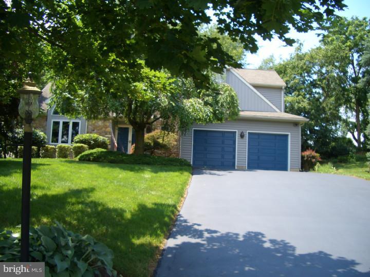 200 Ravenwood Road Exton, PA 19341 - Photo 2 of 25 Exterior Front