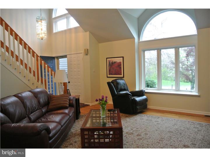 200 Ravenwood Road Exton, PA 19341 - Photo 4 of 25 Living Room