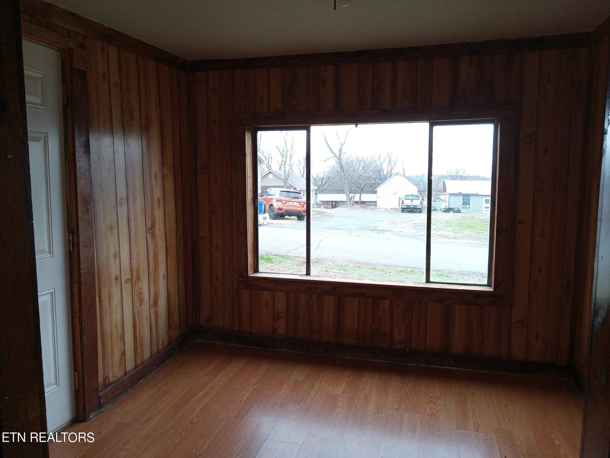 980 Berry Street Northeast Cleveland, TN 37311 - Photo 2 of 11