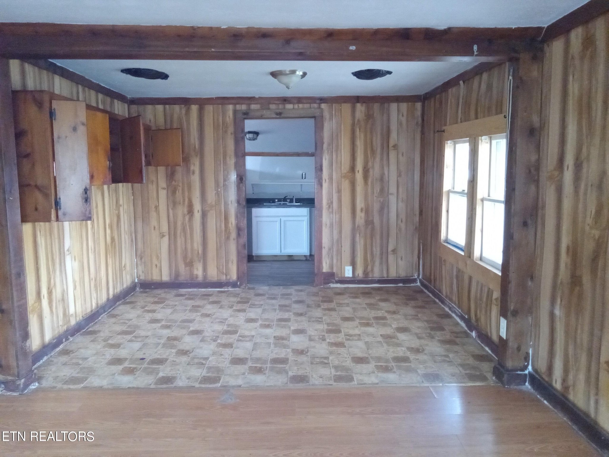 980 Berry Street Northeast Cleveland, TN 37311 - Photo 4 of 11