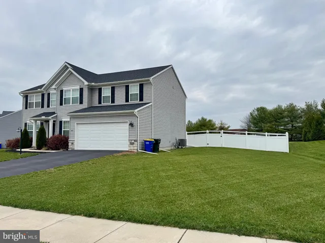 $479,000 | 4021 Country Drive, Dover, PA 17315