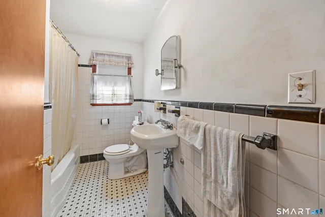 $445,000 | 267 Hyland Terrace, Orange, CT 06477