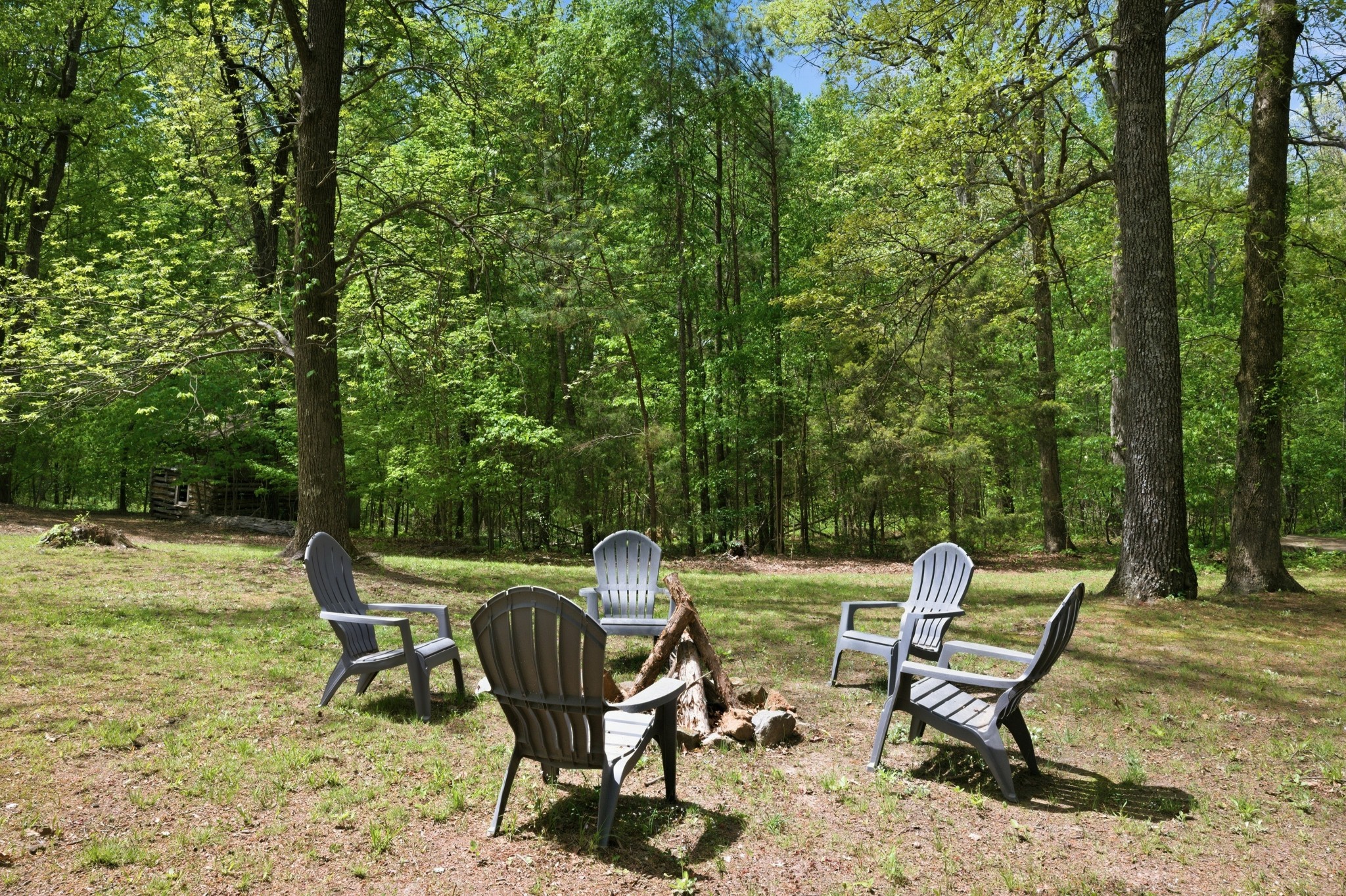 1566 Porter Road Burns, TN 37029 - Photo 25 of 41 a view of a two chairs in a backyard