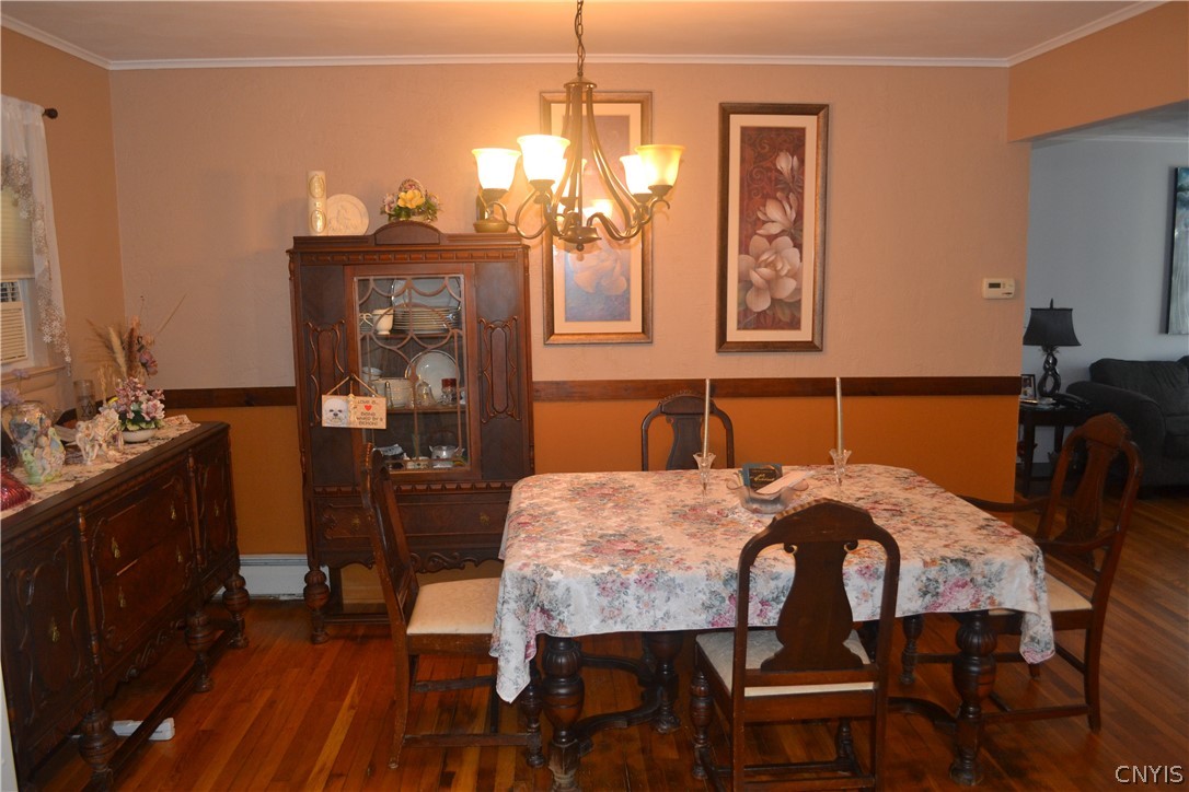 1408 Buckley Road Utica, NY 13501 - Photo 16 of 48 Dining room