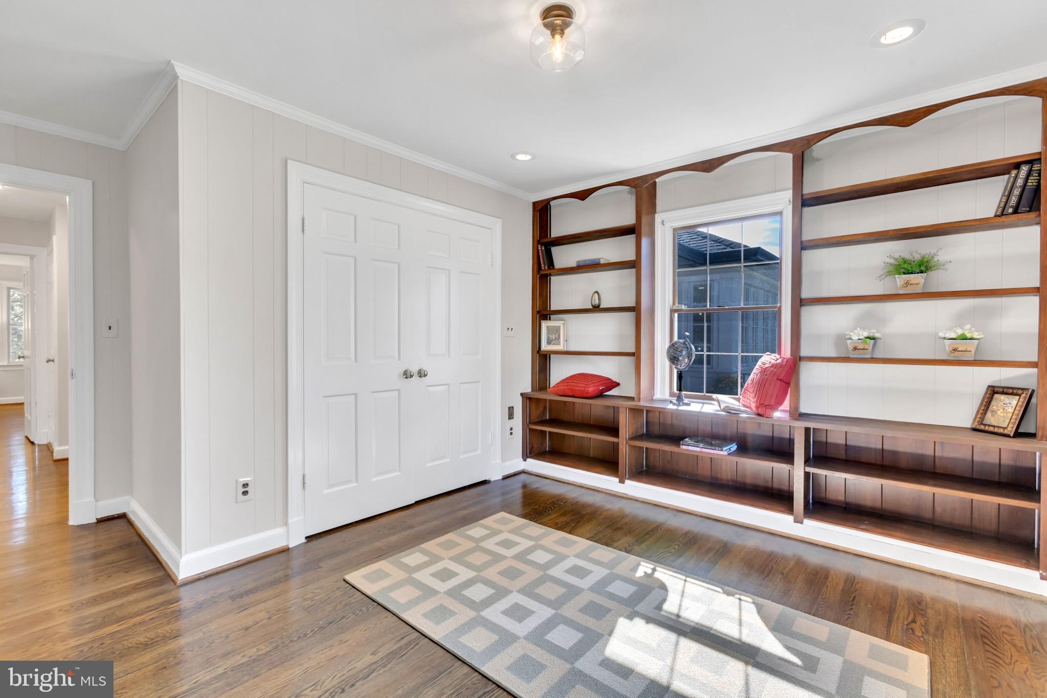 9801 Kendale Road Potomac, MD 20854 - Photo 30 of 47 Gallery Image 30