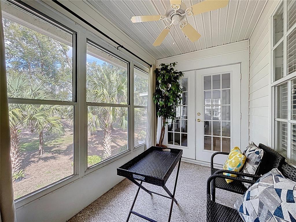 1050 Loch Vail, Unit 21 Apopka, FL 32712 - Photo 42 of 46 a living room with furniture and a window